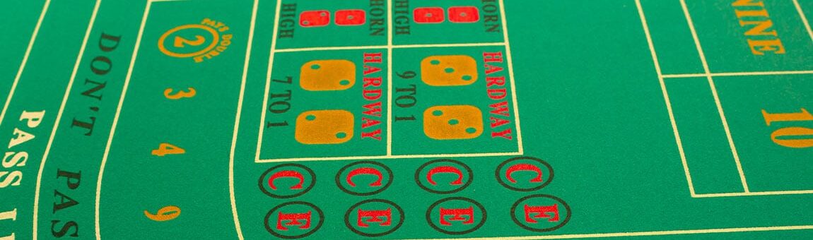 Cum se joacă Baccarat - reguli Baccarat Casino Live