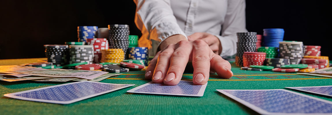 Cum să câștigi la poker